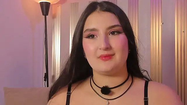 zoe moon   online show from February 27, 3:51 am