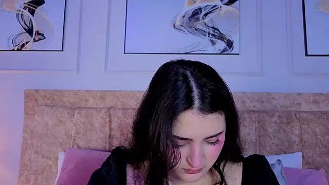 Snapshot of zoe_moon__ chatting on July 12, 1:01 pm zoe moon online show from July 12, 1:01 pm