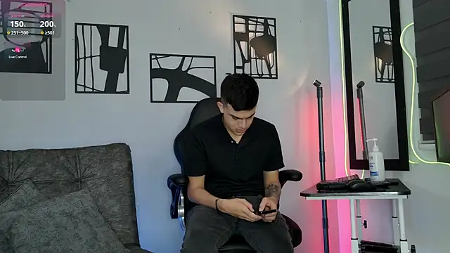 nico pelusa online show from March 28, 10:49 am