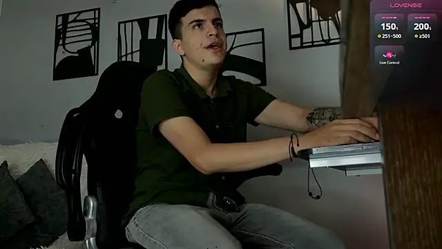 nico pelusa online show from March 23, 11:32 am