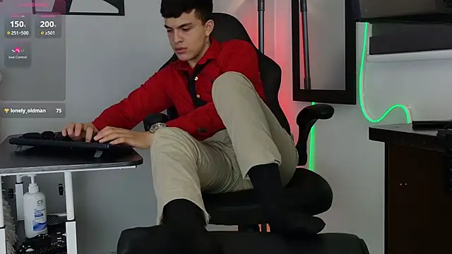 Snapshot of nico_pelusa chatting on February 24, 9:48 pm nico pelusa online show from February 24, 9:48 pm