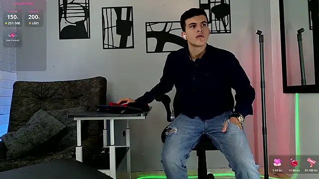 Snapshot of nico_pelusa chatting on February 22, 9:16 pm nico pelusa online show from February 22, 9:16 pm