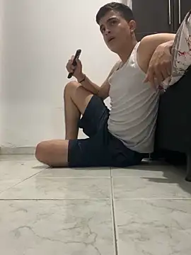 nico pelusa online show from April 8, 1:07 am