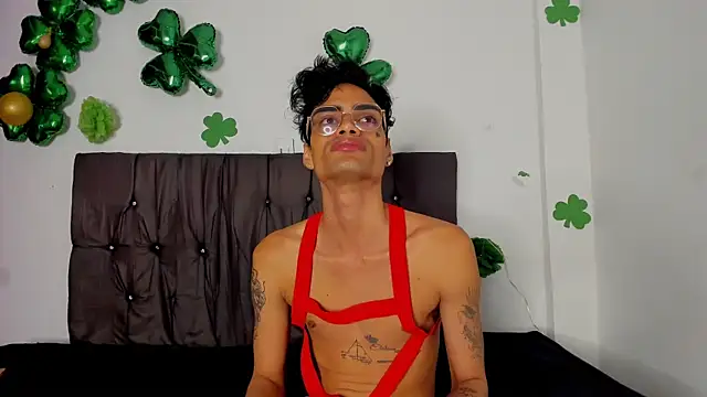 Gay Red Room online show from April 12, 2:59 am