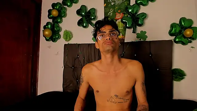 Gay Red Room online show from March 29, 3:19 am