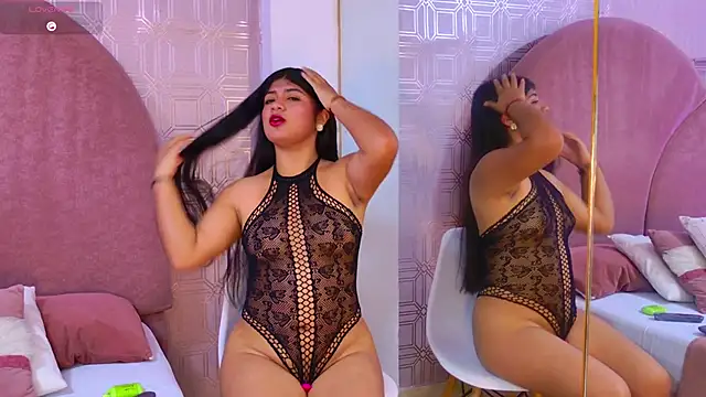 Khloe Moon online show from March 27, 8:32 pm