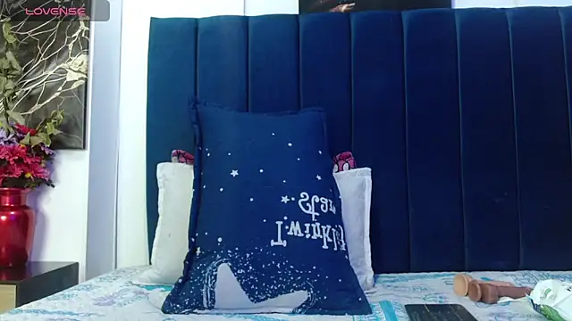 Snapshot of Exotic_wish chatting on June 22, 4:31 am Exotic wish online show from June 22, 4:31 am