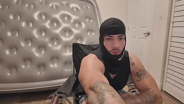 Alejandrosolerxxx online show from March 8, 5:33 am
