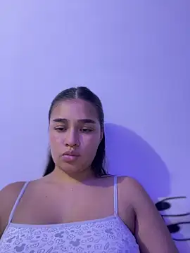 Snapshot of I_Samanthaa chatting on March 2, 7:15 am I Samanthaa online show from March 2, 7:15 am