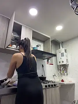 Snapshot of I_Samanthaa chatting on June 20, 3:55 am I Samanthaa online show from June 20, 3:55 am