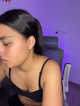 Snapshot of I_Samanthaa chatting on July 2, 11:11 pm I Samanthaa online show from July 2, 11:11 pm