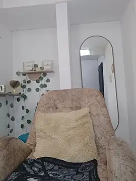Snapshot of dark_dreams_ chatting on May 20, 4:26 pm dark dreams online show from May 20, 4:26 pm