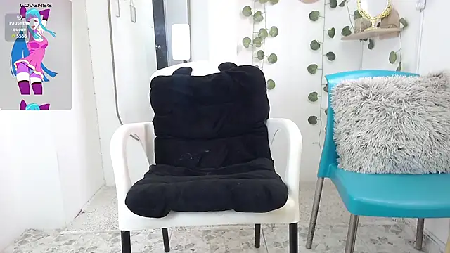 Snapshot of dark_dreams_ chatting on July 21, 5:03 pm dark dreams online show from July 21, 5:03 pm