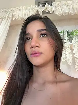 AlessiaVallmont online show from March 14, 10:05 pm