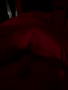 Snapshot of shark822 chatting on February 25, 9:14 pm shark822 online show from February 25, 9:14 pm