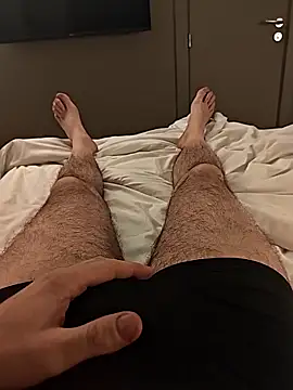 Snapshot of Galizio14 chatting on February 24, 10:21 pm Galizio14 online show from February 24, 10:21 pm