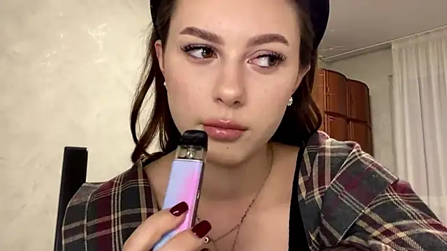 StephaniCute online show from March 31, 3:25 pm