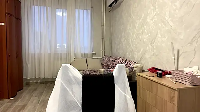 StephaniCute online show from June 17, 4:17 pm