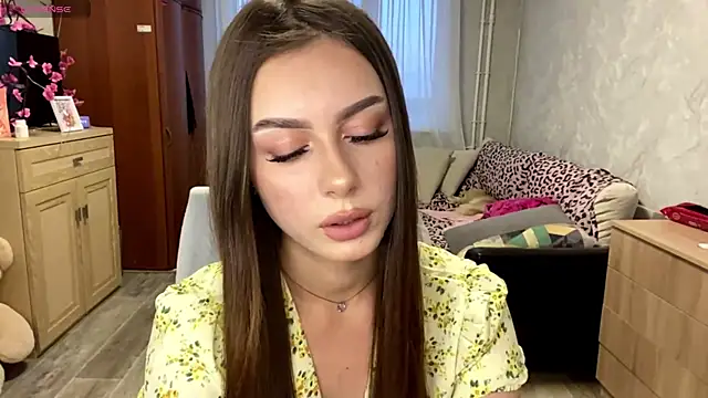 StephaniCute online show from June 25, 4:45 pm