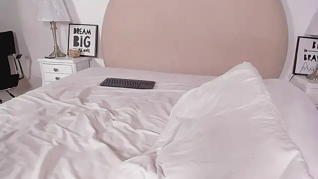 jaccob 18 online show from March 9, 12:52 pm