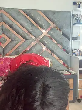 Snapshot of valenntinna chatting on February 19, 11:45 pm valenntinna online show from February 19, 11:45 pm