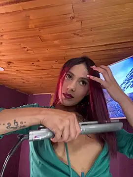 Emily-Fire online show from February 20, 8:00 pm