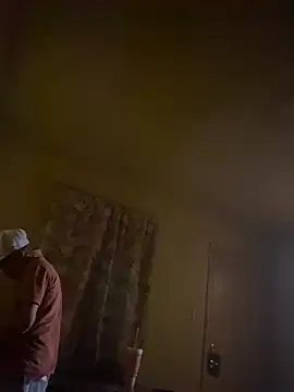 Escalante23 online show from February 23, 8:39 am