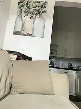 Escalante23 online show from October 12, 12:23 am