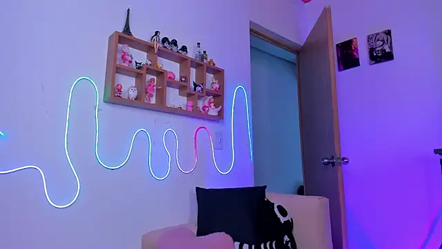 Helldy 666 online show from April 2, 12:51 am