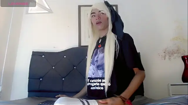 suzume Mendez online show from March 7, 11:27 am