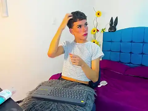 Ailanys Miller online show from March 10, 1:26 pm