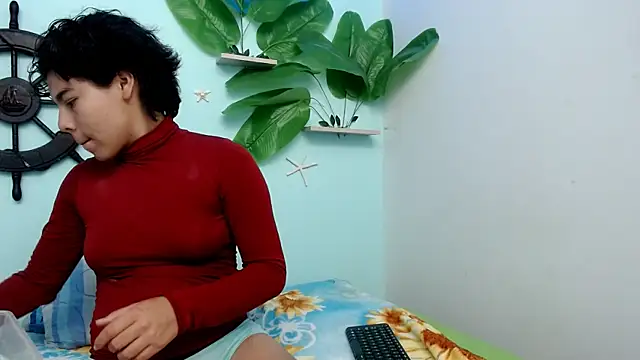 skinnysexy18 online show from March 4, 2:08 am