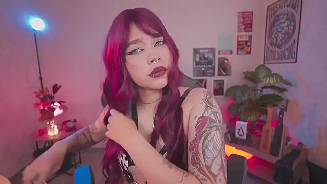 violette clerk1  online show from March 13, 7:52 pm