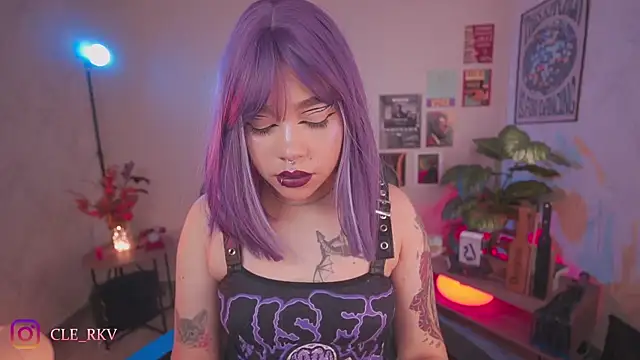 violette clerk1  online show from March 30, 8:10 pm