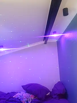 On ViBE online show from February 21, 11:01 am