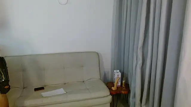 axellblue online show from February 22, 1:52 am