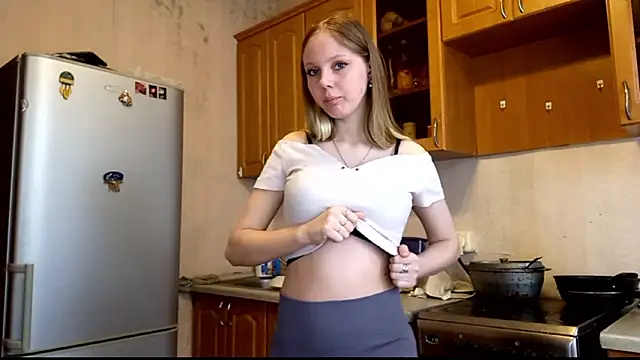 VictoriaDeese online show from February 23, 4:25 am