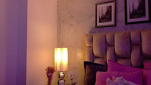 IsabellaRossi online show from June 26, 2:50 am