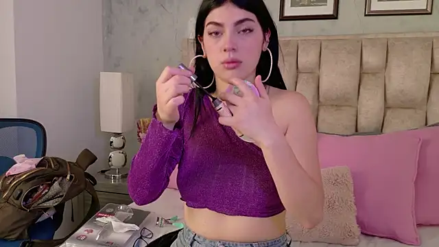 IsabellaRossi online show from April 9, 6:03 pm