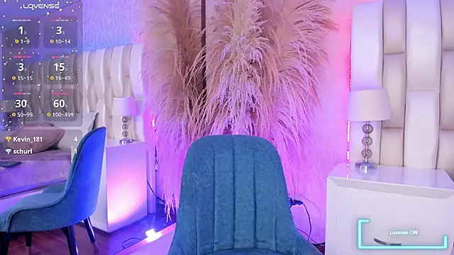 Bella  Peach online show from May 15, 4:10 am