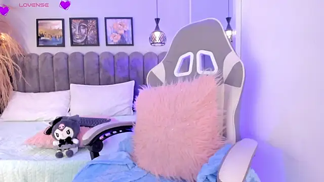 Bella  Peach online show from April 18, 3:09 am