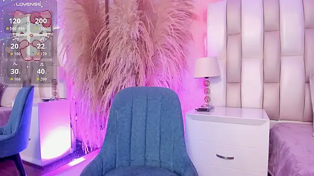 Bella  Peach online show from May 16, 4:00 am