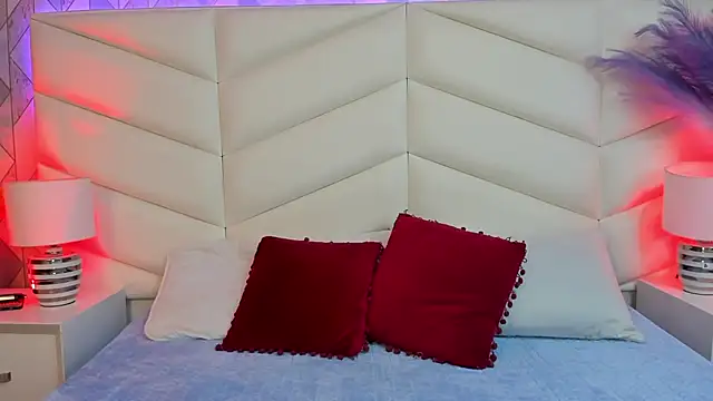 Bella  Peach online show from March 25, 3:06 am