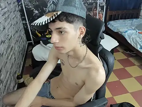 wex 077 online show from April 1, 1:19 am