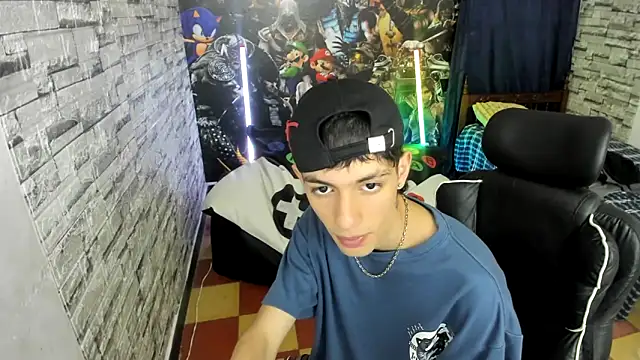 wex 077 online show from February 26, 1:27 am