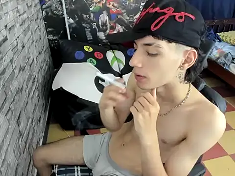 wex 077 online show from March 11, 1:32 am