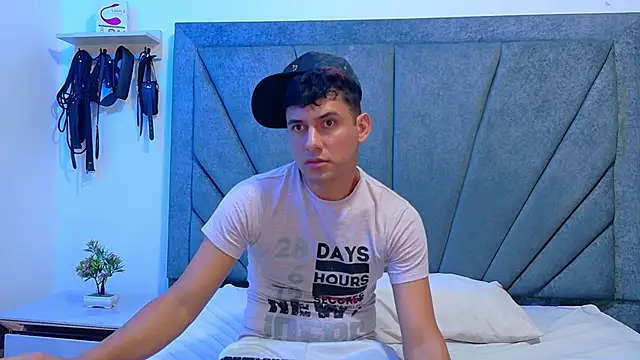 STEVEN OS online show from March 6, 8:53 am