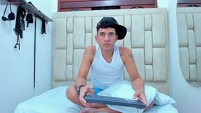 STEVEN OS online show from March 4, 9:06 am