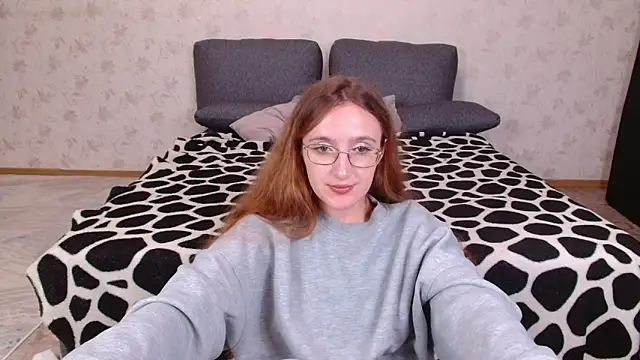 Snapshot of miay_here_ chatting on May 28, 4:46 pm miay here online show from May 28, 4:46 pm