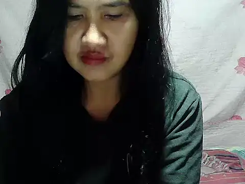 Snapshot of Sh1nbae22 chatting on May 3, 10:13 pm Sh1nbae22 online show from May 3, 10:13 pm
